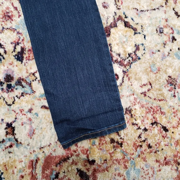 Old Navy Maternity Skinny Jean Size 4 - Picture 3 of 12